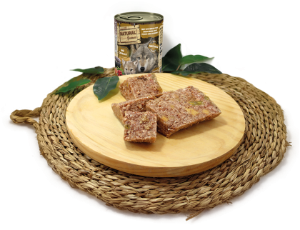 NATURAL Greatness Puppy beef with iberian pork - консерва за подрастващи кучета с телешко и свинско с бобчета, сладки картофи и боровинки 400гр