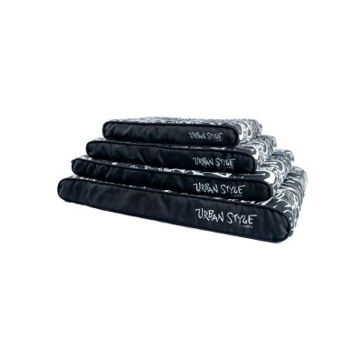 M-pets Urban style mattress - Матрак за куче в градски стил черно-бял 80 / 55 см