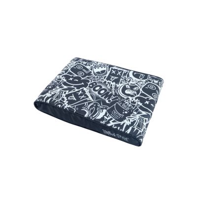 M-pets Urban style mattress - Матрак за куче в градски стил черно-бял 80 / 55 см